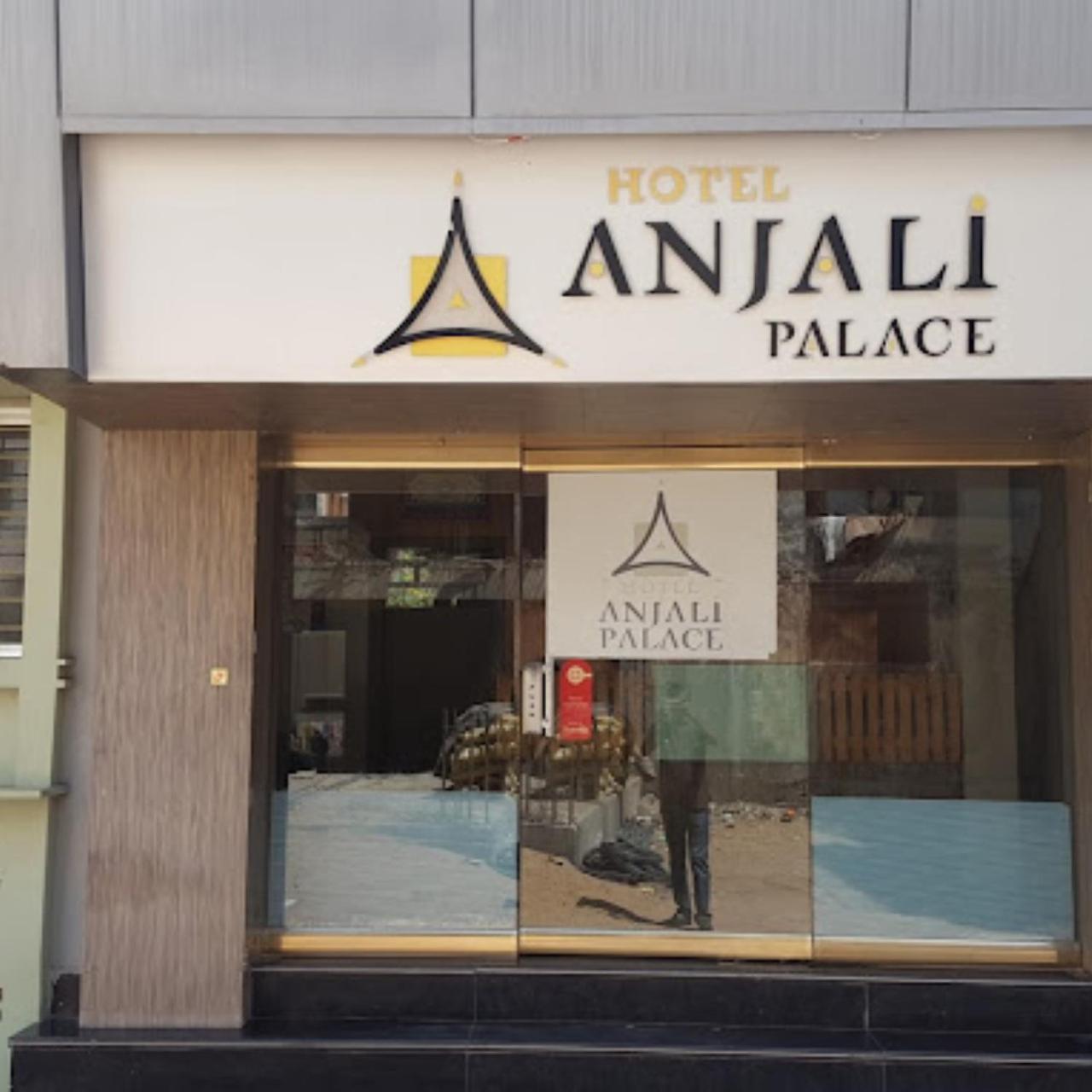 Hotel Anjali Palace Bhuj Extérieur photo
