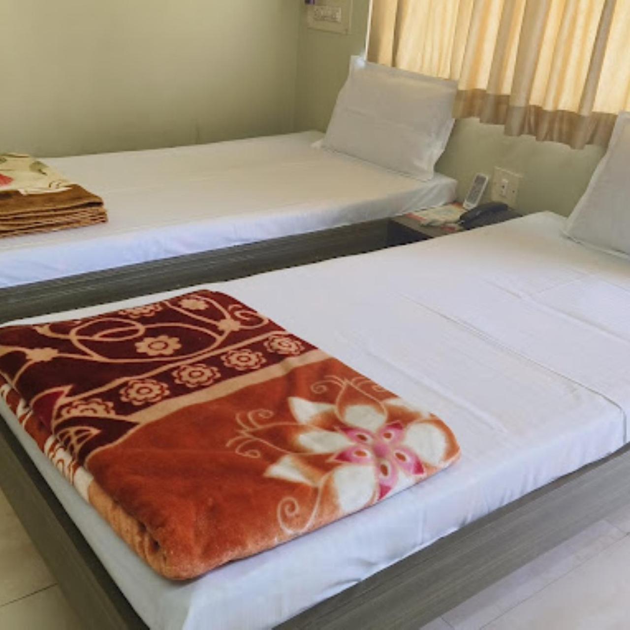 Hotel Anjali Palace Bhuj Extérieur photo